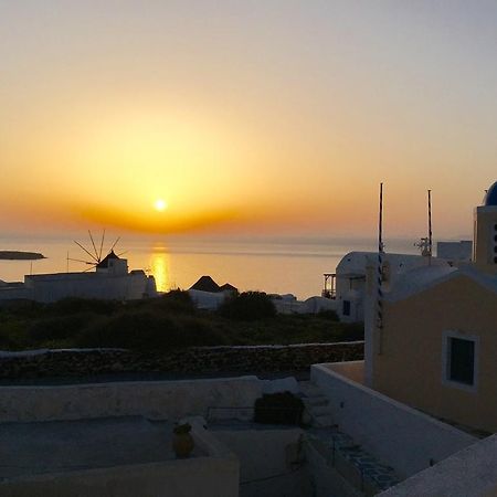 Christos Apartments Oia Екстериор снимка
