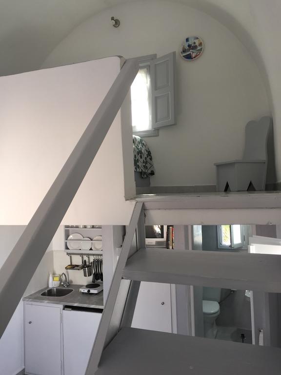 Christos Apartments Oia Екстериор снимка