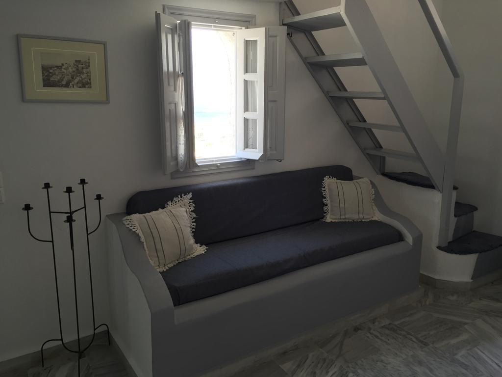Christos Apartments Oia Екстериор снимка