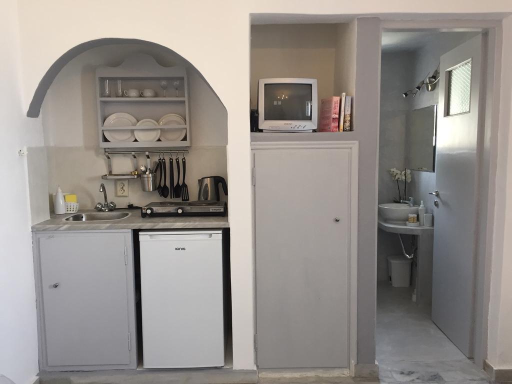 Christos Apartments Oia Екстериор снимка
